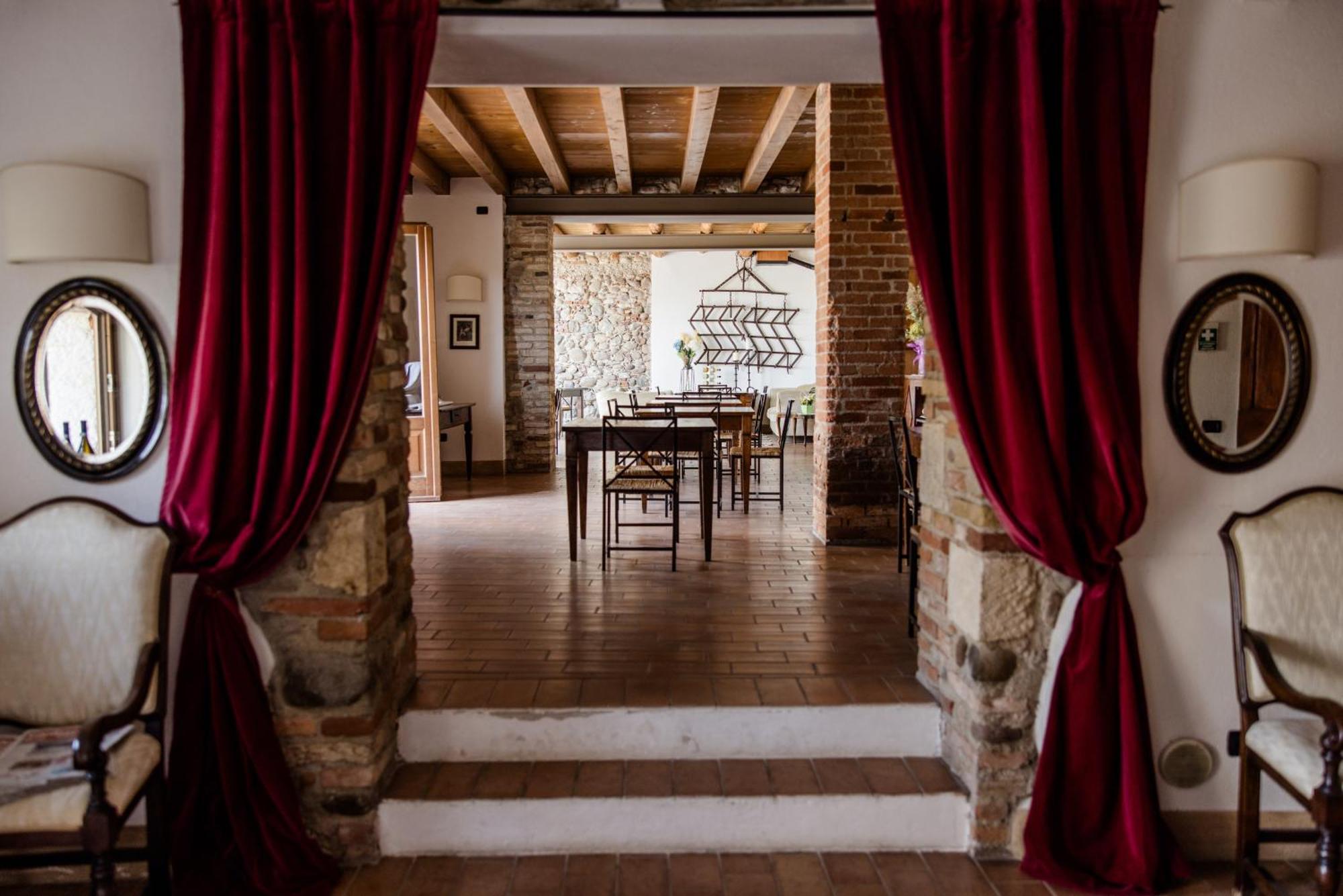 Agriturismo Sambuco Пастренго Екстериор снимка